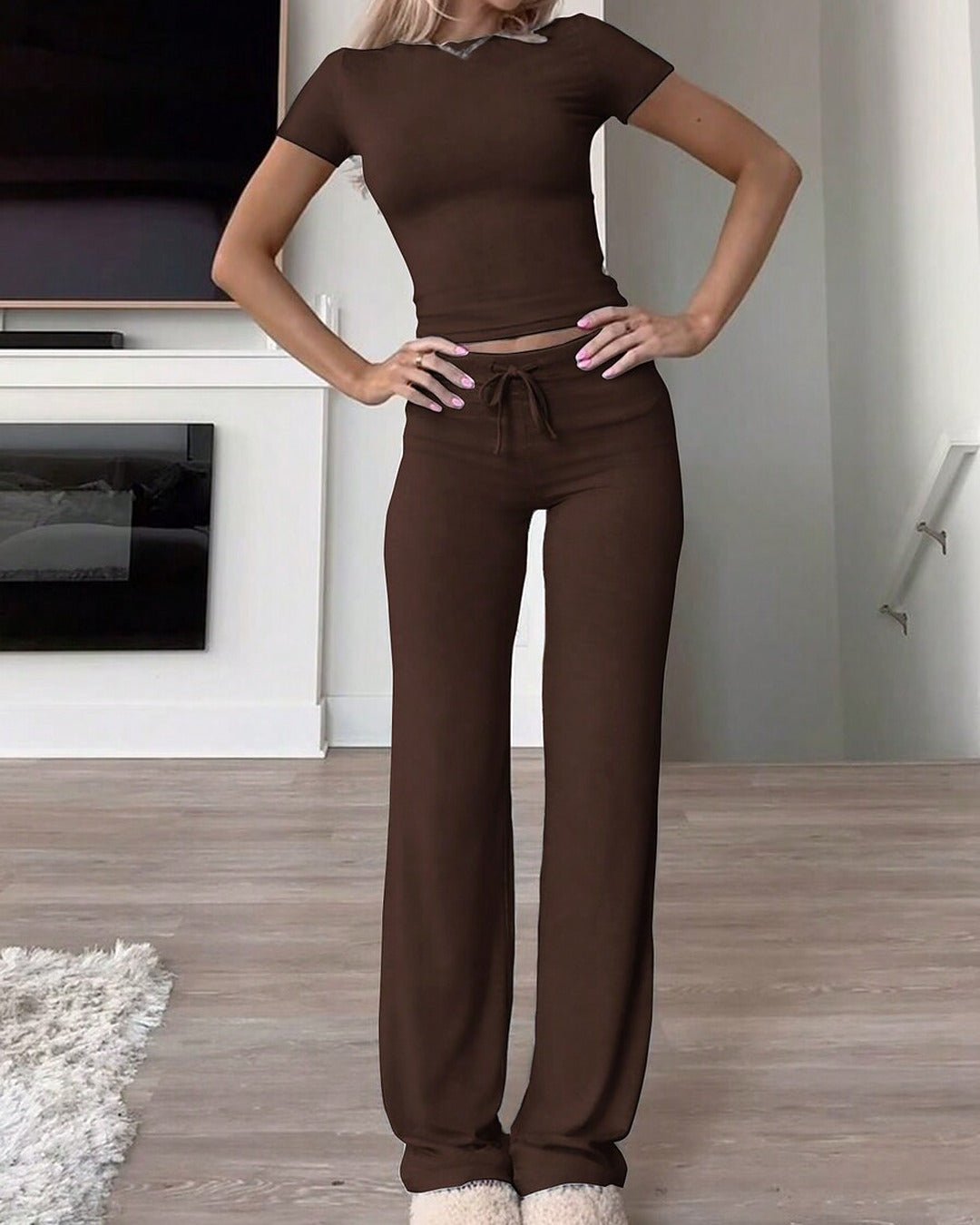 Everyday Easy Straight-Leg Flare Set in Brown