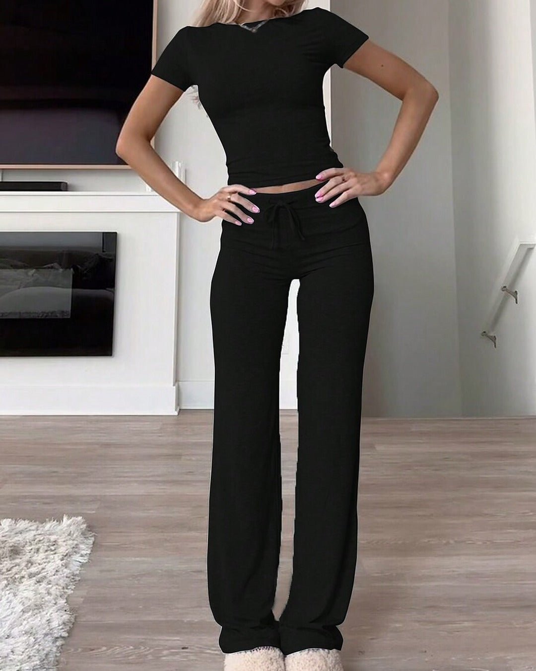 Everyday Easy Straight-Leg Flare Set in Black